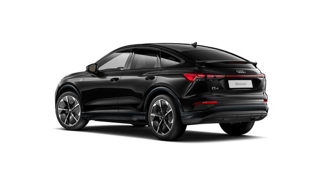 Audi Q4 Sportback e-tron 45 quattro S Edition 82 kWh Panoramadak - Sonos Audio - Warmtepomp - Veiligheidspakket plus - Smartphone interface - Stuurverwarming - Privacy glas