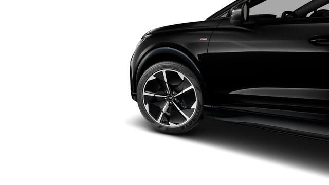 Audi Q4 Sportback e-tron 45 quattro S Edition 82 kWh Panoramadak - Sonos Audio - Warmtepomp - Veiligheidspakket plus - Smartphone interface - Stuurverwarming - Privacy glas