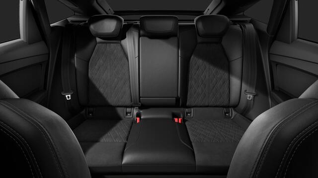 Audi Q4 Sportback e-tron 45 quattro S Edition 82 kWh Panoramadak - Sonos Audio - Warmtepomp - Veiligheidspakket plus - Smartphone interface - Stuurverwarming - Privacy glas