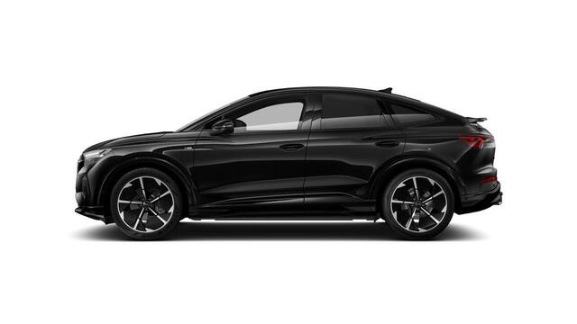 Audi Q4 Sportback e-tron 40 S edition 77 kWh Trekhaak - Panoramdak - Adaptieve Cruise Control - Comfortpakket - Assistentiepakket advanced - Dynamic pakket - Sportonderstel - Sportstoelen - Privacy glas -
