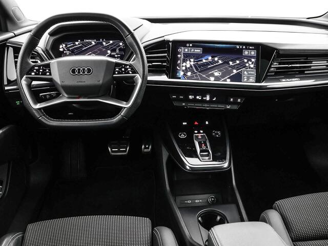 Audi Q4 Sportback e-tron 40 S edition 204 PK 77 kWh · SOH 96,3% · Panoramadak · Camera · Apple/Android Car Play · Navigatie · Head-Up Display ·