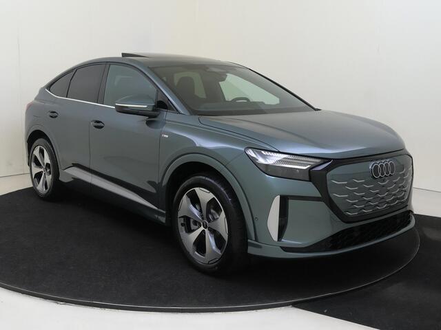 Audi Q4 Sportback e-tron S edition quattro performance 82 kWh | Panoramadak | Lederen bekleding | Elek. verstelbare voorstoelen | Comfortsleutel | S-line in- en exterieur
