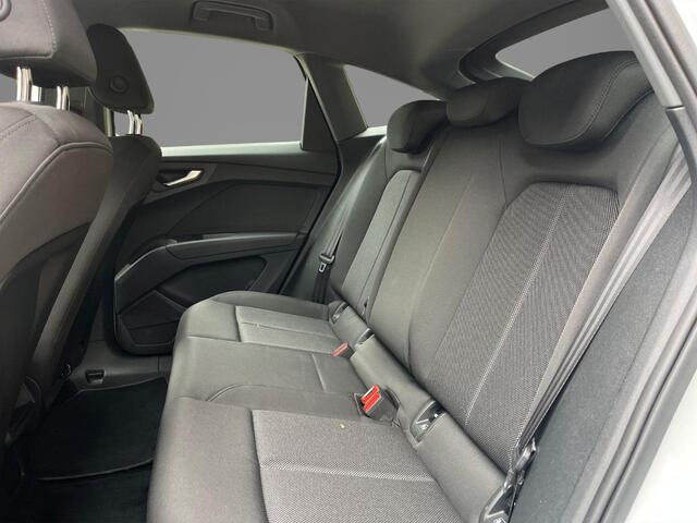 Audi Q4 Sportback e-tron 35 Edition 55 kWh 170pk · Navigatie · Apple/Android Car Play · P-Sensoren · Elek. Achterklep · 18'' Inch ·