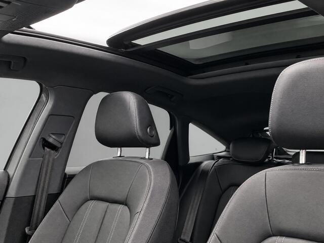 Audi Q4 Sportback e-tron 35 Launch edition 55 kWh 125kW/170PK · Panoramadak · Leder · Stoelverwarming · Apple/Android Car Play · Garantie t/m 17-10-2026 of 100000km.