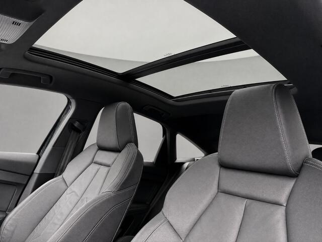 Audi Q4 Sportback e-tron 35 S edition 55 kWh / 170pk · Panoramadak · Apple/Android Car Play · Lederen bekleding · Stoelverwarming · 21'' Velgen ·