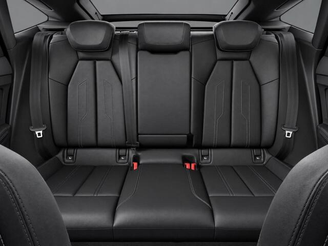 Audi Q4 Sportback e-tron S edition performance 286 PK · Tech plus · Glazen panoramadak · Lederen bekleding