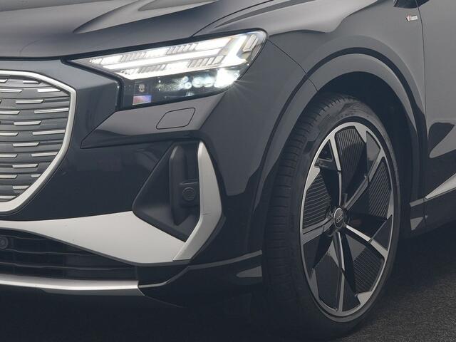 Audi Q4 Sportback e-tron 35 S Line 55 kWh 170pk Dealer O.H. | Panodak | Adaptive Cruise | Camera | Matrix LED | Lederen Comfortstoelen Verwarmd | Virtual Cockpit | Lane Assist | DAB | 21"L.M |