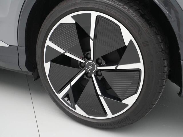 Audi Q4 e-tron 35 125 kW/170 pk Edition 55 kWh Panorama Hud Leer Matrix led