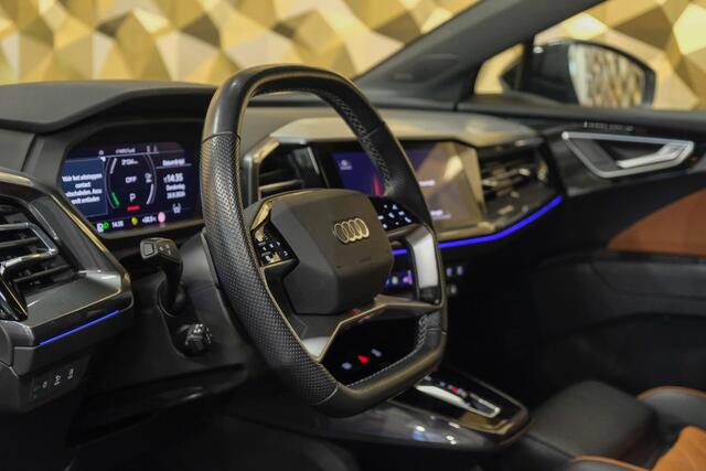 Audi Q4 e-tron 40 204pk Competition S-line 77 kWh Sonos audio Head-up *Marge* Trekhaak elektrisch Camera Adaptive cruise NLauto