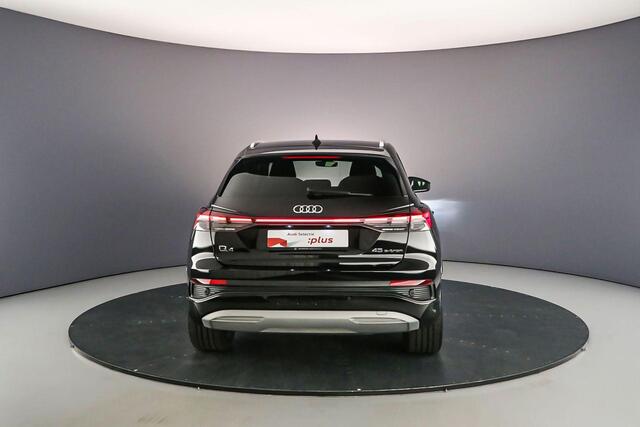 Audi Q4 e-tron 45 Advanced Edition | Matrix | 20 inch | Sportstoelen | Sfeerverlichting |