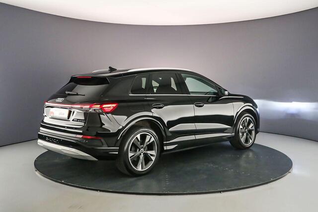 Audi Q4 e-tron 45 Advanced Edition | Matrix | 20 inch | Sportstoelen | Sfeerverlichting |