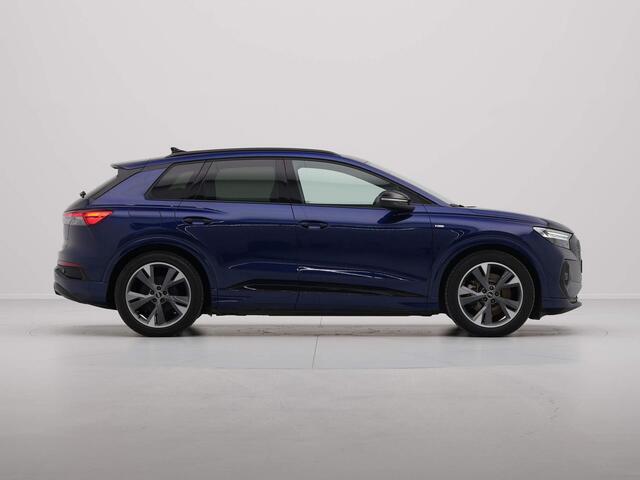 Audi Q4 e-tron 50 quattro S-Line edition 77 kWh 300pk Navigatie Camera Acc Stoelverwarming