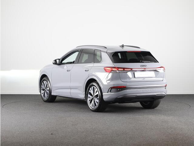 Audi Q4 e-tron 45 quattro Advanced edition 82 kWh Assistentiepakket, Comfortpakket, Optiek pakket zwart Plus