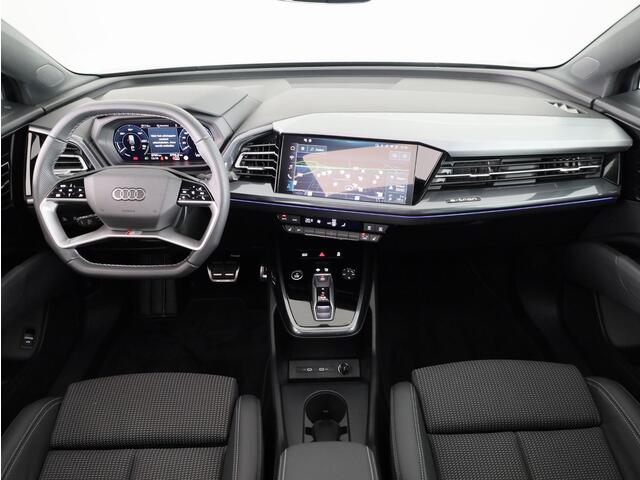 Audi Q4 e-tron 45 quattro S Edition 82 kWh 286pk | Panoramadak | 20 Inch Lichtmetalen velgen | Matrix Led koplampen