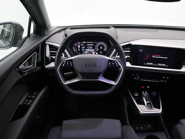 Audi Q4 e-tron 40 Launch edition Advanced Plus 77 kWh / 3-Fase Laden / Warmtepomp / 204PK / Trekhaak / 1000KG Trekgewicht / Matrix LED / HUD Display / Full Option / Allseason banden /