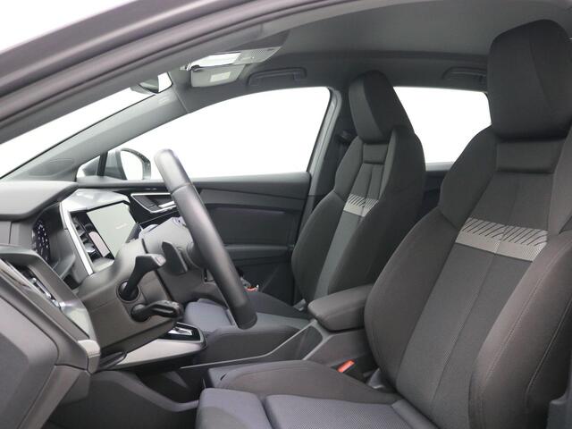 Audi Q4 e-tron 40 Launch edition Advanced Plus 77 kWh / 3-Fase Laden / Warmtepomp / 204PK / Trekhaak / 1000KG Trekgewicht / Matrix LED / HUD Display / Full Option / Allseason banden /