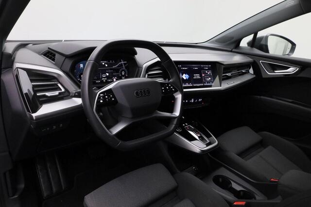 Audi Q4 e-tron 40 Launch edition Advanced 77 kWh / 204 pk | Warmtepomp | Matrix LED koplampen | Demperregeling | Head-up display | Achteruitrijcamera | Navigatie