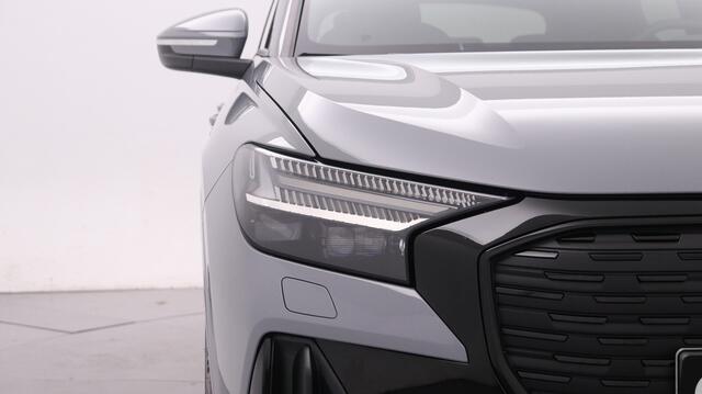 Audi Q4 e-tron 45 S Edition 82 kWh | 286PK | Camera | 21" LMV | Zwart optiek |