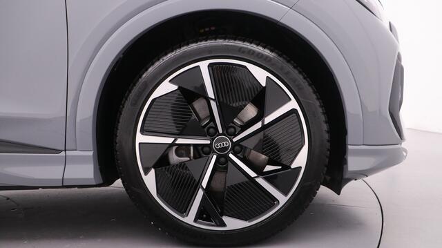 Audi Q4 e-tron 45 S Edition 82 kWh | 286PK | Camera | 21" LMV | Zwart optiek |