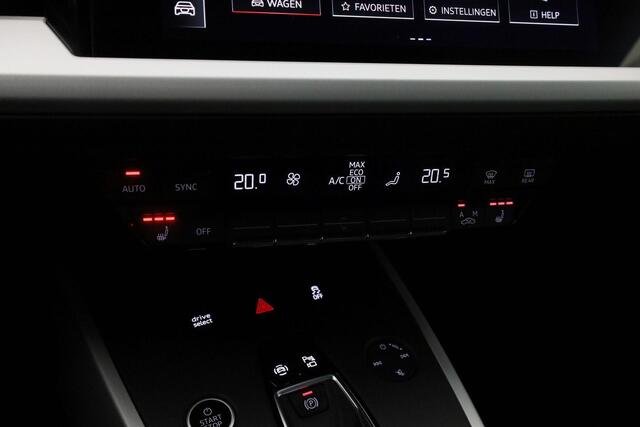 Audi Q4 e-tron 40 Launch edition 77 kWh 204 pk | Warmtepomp | Trekhaak | Demperregeling | Achteruitrijcamera | Stoelverwarming | Adaptive Cruise | Apple Carplay / Android Auto