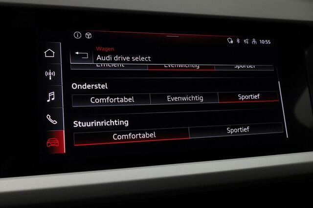 Audi Q4 e-tron 40 Launch edition 77 kWh 204 pk | Warmtepomp | Trekhaak | Demperregeling | Achteruitrijcamera | Stoelverwarming | Adaptive Cruise | Apple Carplay / Android Auto