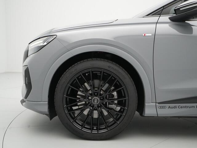 Audi Q4 e-tron 45 quattro S Edition 82 kWh Panodak SONOS Keyless Warmtepomp Stuurverwarming