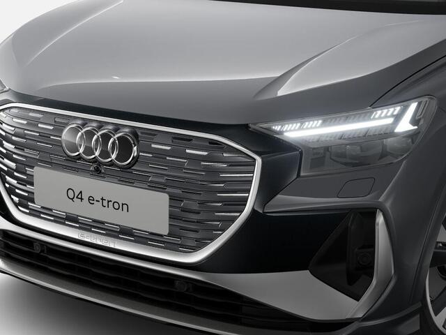 Audi Q4 e-tron S edition e-tron 45 210kW/286pk 82Kwh Hatchback El Trekhaak - Comfortpakket plus - Privacyglas