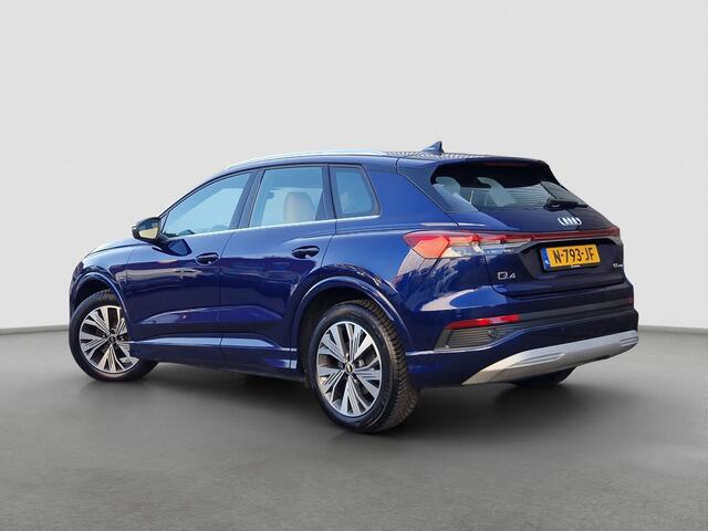Audi Q4 e-tron 35 Launch edition Advanced 55 kWh | Stoelverwarming | Clima | Draadloos Android Auto / Apple Carplay | PDC | Verwarmde buitenspiegels|