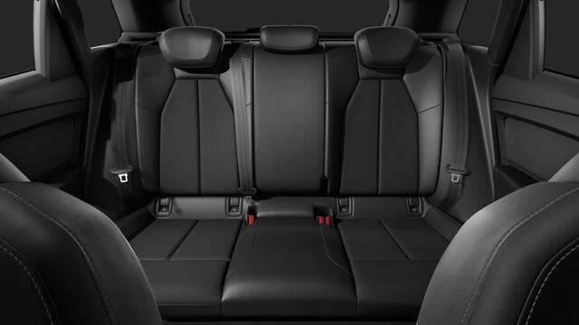 Audi Q4 e-tron Q4 45 e-tron quattro 286 1AT S edition Automaat | Verwarmbare voorstoelen | Audi Virtual Cockpit | Servosluiting achterklep | Privacy glas | MMI navigatie plus | S line-interieur met sportstoelen en zwarte stoffen-kunstlederen bekleding | Audi soundsystem