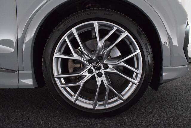 Audi Q4 e-tron 40 204pk 2x S-Line Black Edition 77 kWh Trekhaak Camera Matrix Led Navigatie