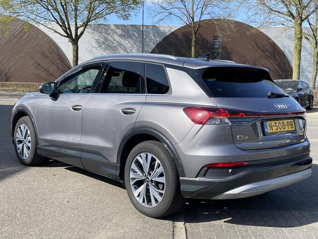 Audi Q4 e-tron 40 Advanced 77 kWh VAN ¤33.900 VOOR ¤31.440 euro uw lentevoordeel: 2.460,- euro