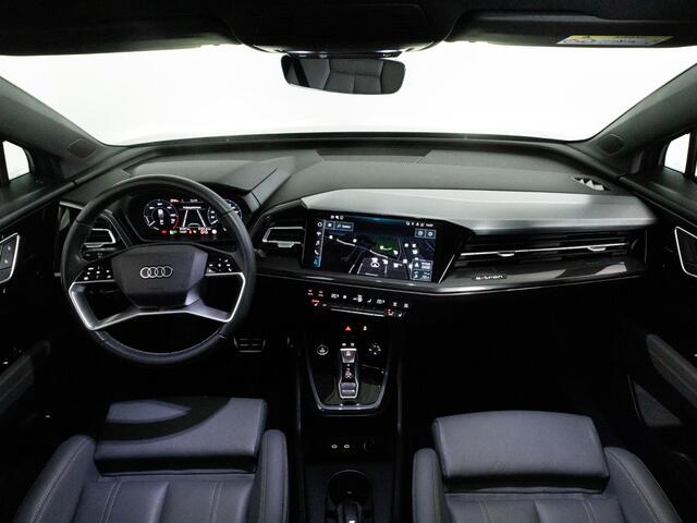 Audi Q4 e-tron S-Line Edition One 35 170 PK 55 kWh | LED Matrix | Leder | Adaptieve Cruise Control | Achteruitrijcamera |