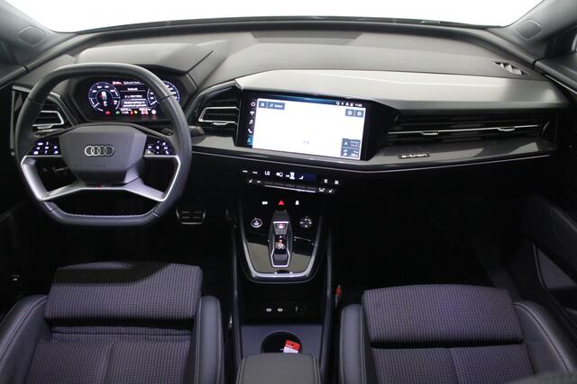 Audi Q4 e-tron 45 S Edition 82 kWh | Operational lease 970.- ex btw 25dkm 46 maanden |