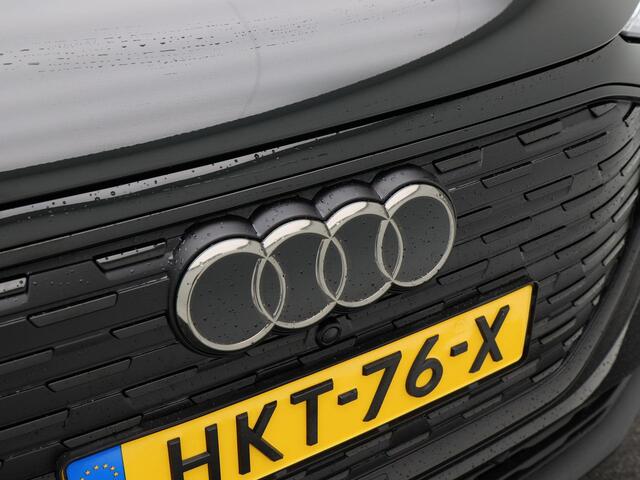 Audi Q4 e-tron 45 quattro S Edition 82 kWh | NU RUIM ¤ 5000,- VOORDEEL!!! | Privacyglas | 21 inch velgen | Zwart Optiek Plus |