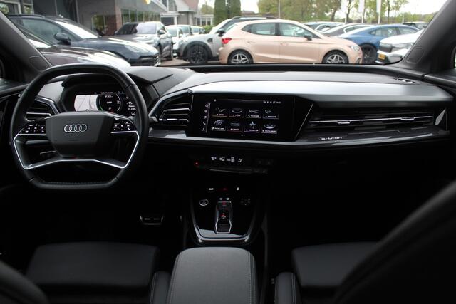 Audi Q4 e-tron 50 quattro Launch edition S Competition 77 kWh / Camera / Head-up / 20'' / Keyless / RS Seats / Sonos audio / Stoelverwarming / Dodehoek / DAB / ACC / Warmtepomp