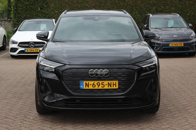 Audi Q4 e-tron 50 quattro Launch edition S Competition 77 kWh / Camera / Head-up / 20'' / Keyless / RS Seats / Sonos audio / Stoelverwarming / Dodehoek / DAB / ACC / Warmtepomp