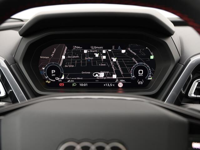 Audi Q4 e-tron S edition e-tron 45 82 kWh 210 kW / 286 PK Hatchba quattro | 21" Velgen | Pano | Trekhaak | Privacy glas |