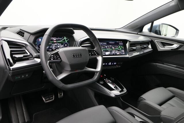 Audi Q4 e-tron 40 204 pk S edition | Panoranadak | Trekhaak | Leder | SONOS | Matrix LED | Head-up display | Elektr. stoelen