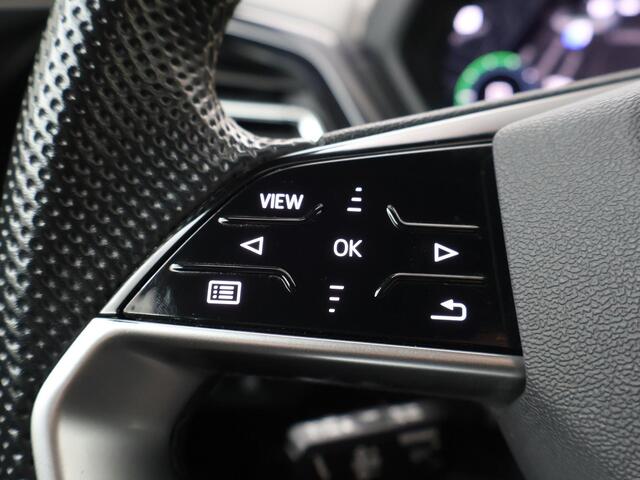 Audi Q4 e-tron 50 quattro Launch edition S Competition 77 kWh | 299 PK | Warmtepomp | Lederen interieur | S Line | Matrix LED koplampen |
