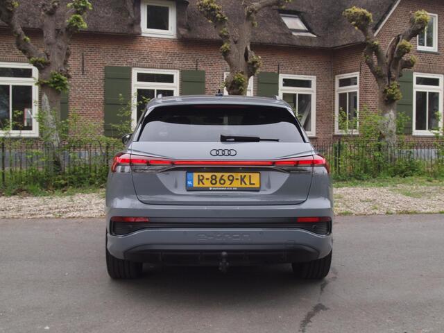Audi Q4 e-tron 40 Launch edition S Competition 77 kWh | Camera | Apple Carplay | Cruise Control | Trekhaak |