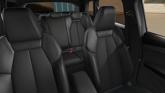 Audi Q4 e-tron 45 quattro S Edition 82 kWh achteruitrijcamera, comfortpakket plus, privacy glass, optiekpakket zwart plus