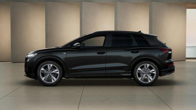 Audi Q4 e-tron 45 quattro S Edition 82 kWh panoramadak, achteruitrijcamera, SONOS soundsysteem, optiekpakket zwart plus, privacy glass, comfortpakket
