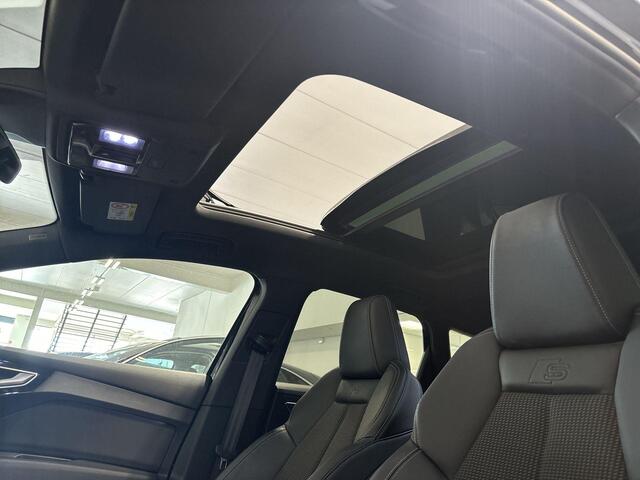Audi Q4 e-tron 40 204pk Launch edition S Competition 77 kWh · Camera · Panoramadak · Warmtepomp · Sonos Audio · Elek. Trekhaak · 20'' Inch ·