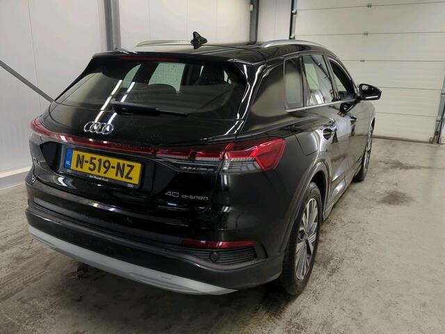 Audi Q4 e-tron 40 Launch edition Advanced 77 kWh Navigatie Apple Carplay/Android Auto Parkeersensoren Cruise Control Elektrische achterklep Ledverlichting Stoelverwarming Virtual Cockpit Climate Control Lichtmetalen velgen