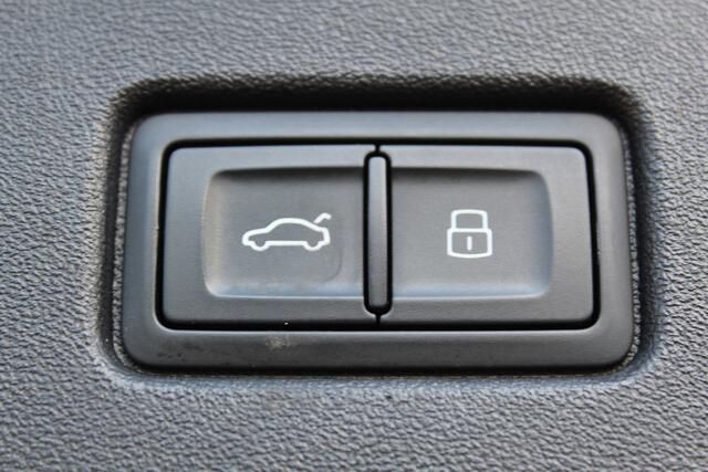 Audi Q4 e-tron 50 quattro S-Edition 77kWh. ELEKTRISCH ! Voorzien van diverse opties ! Resterende informatie volgt !