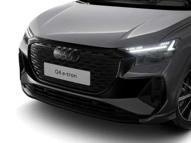 Audi Q4 e-tron S edition Competition e-tron 45 82 kWh 286pk | Assistentiepakket plus | Optiek pakket zwart plus | Ambient verlichting | Privacy glas |