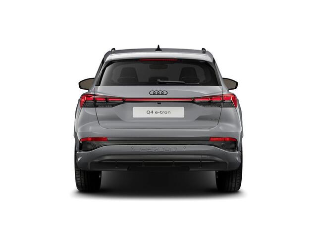 Audi Q4 e-tron S edition Competition e-tron 45 82 kWh 286pk | Assistentiepakket plus | Optiek pakket zwart plus | Ambient verlichting | Privacy glas |