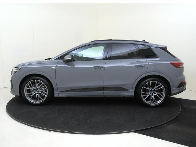 Audi Q4 e-tron 45 quattro S Edition 82 kWh | Panoramadak | 21 inch LM velgen | Achteruitrijcamera | S-line interieur en exterieur