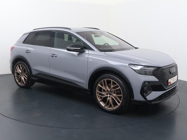 Audi Q4 e-tron 45 quattro S Edition 82 kWh | 286 PK | SoH 99% | Trekhaak | Elek. achterklep | Matrix LED koplampen | 21" LM velgen | Head-up Display |