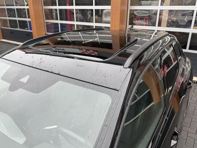 Audi Q4 e-tron 40 Launch edition S Competition 77 kWh | 2X S-Line | Panoramadak | Camera | Sonos |